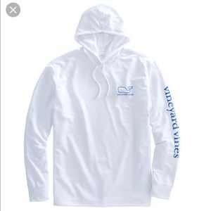 Vineyard Vines Light Hooded top! Size Small